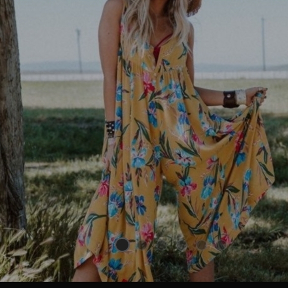 easel jumpsuit